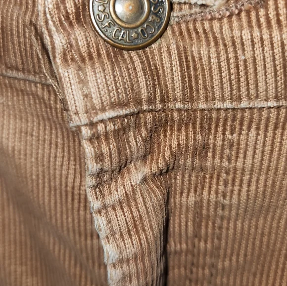 Vintage Levis's corduroy Jeans - Picture 3 of 7